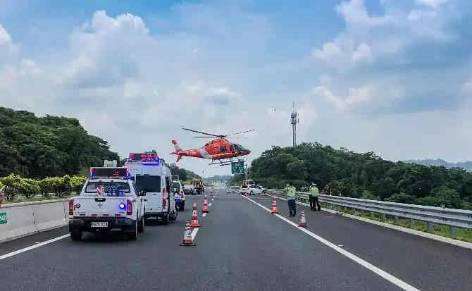 佳县高速公路汽车救援案例