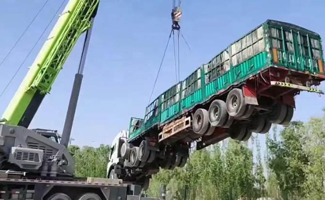 佳县道路脱困救援案例